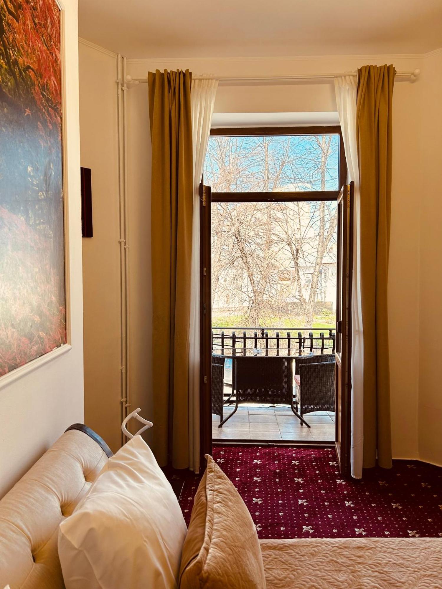Zava Boutique Central Hotel 3*