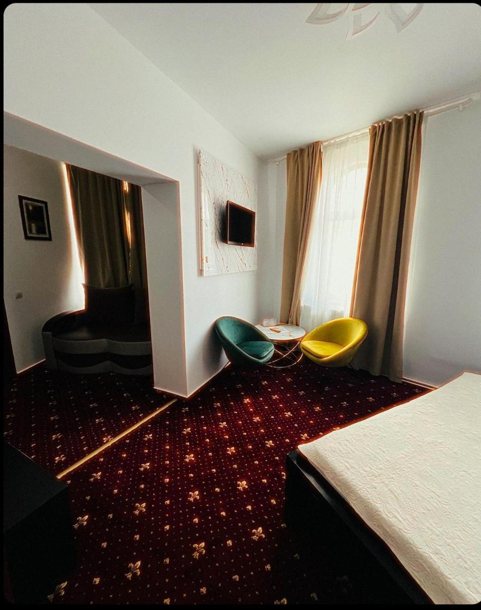Zava Boutique Central 3*